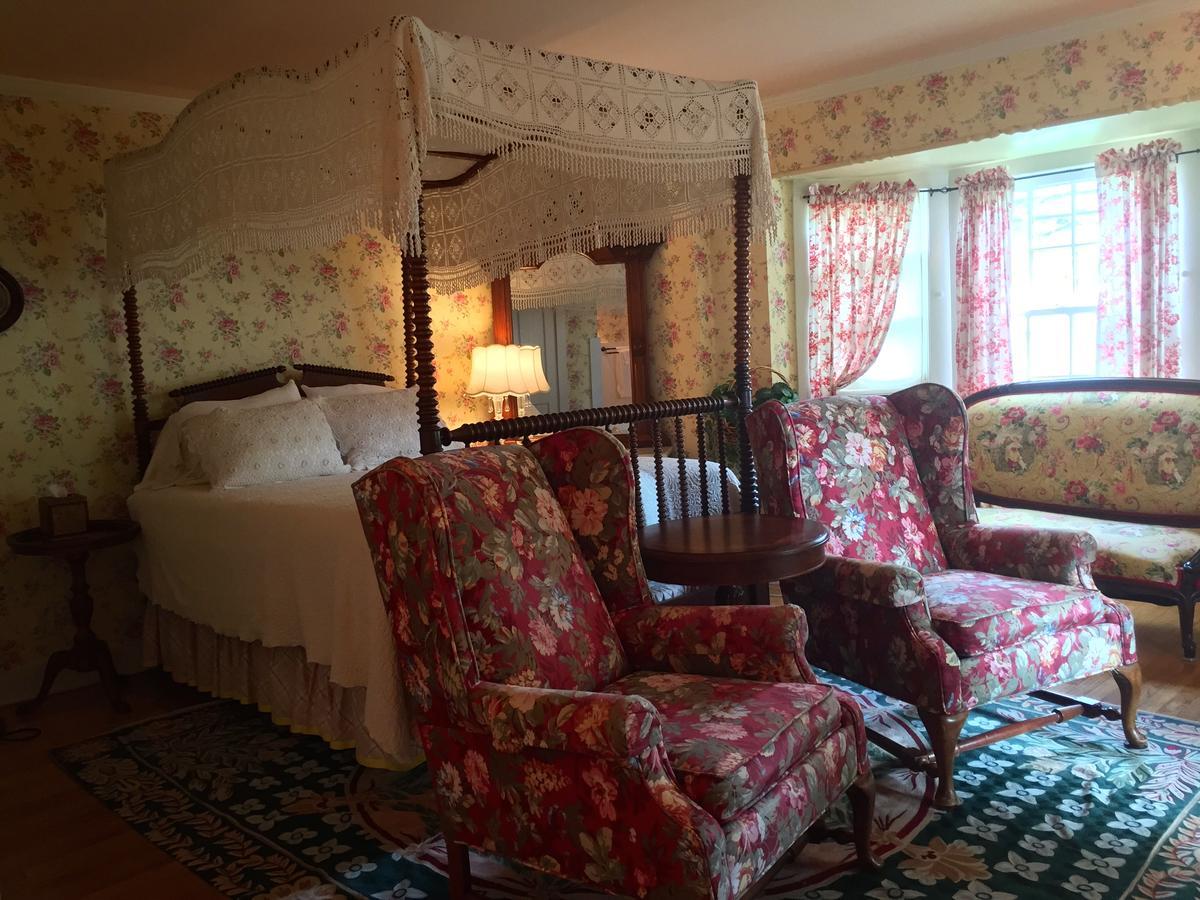 Annie Wiggins Guest House Галена Екстериор снимка